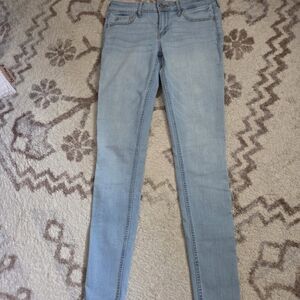 Hollister Women's Light Blue Skinny Jeans